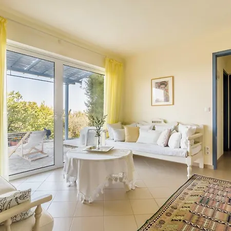 Anassa Apartment *